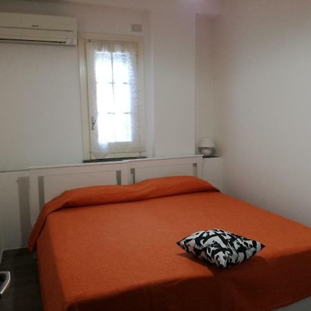 Alba Clara Apartment อาโวลา ภายนอก รูปภาพ