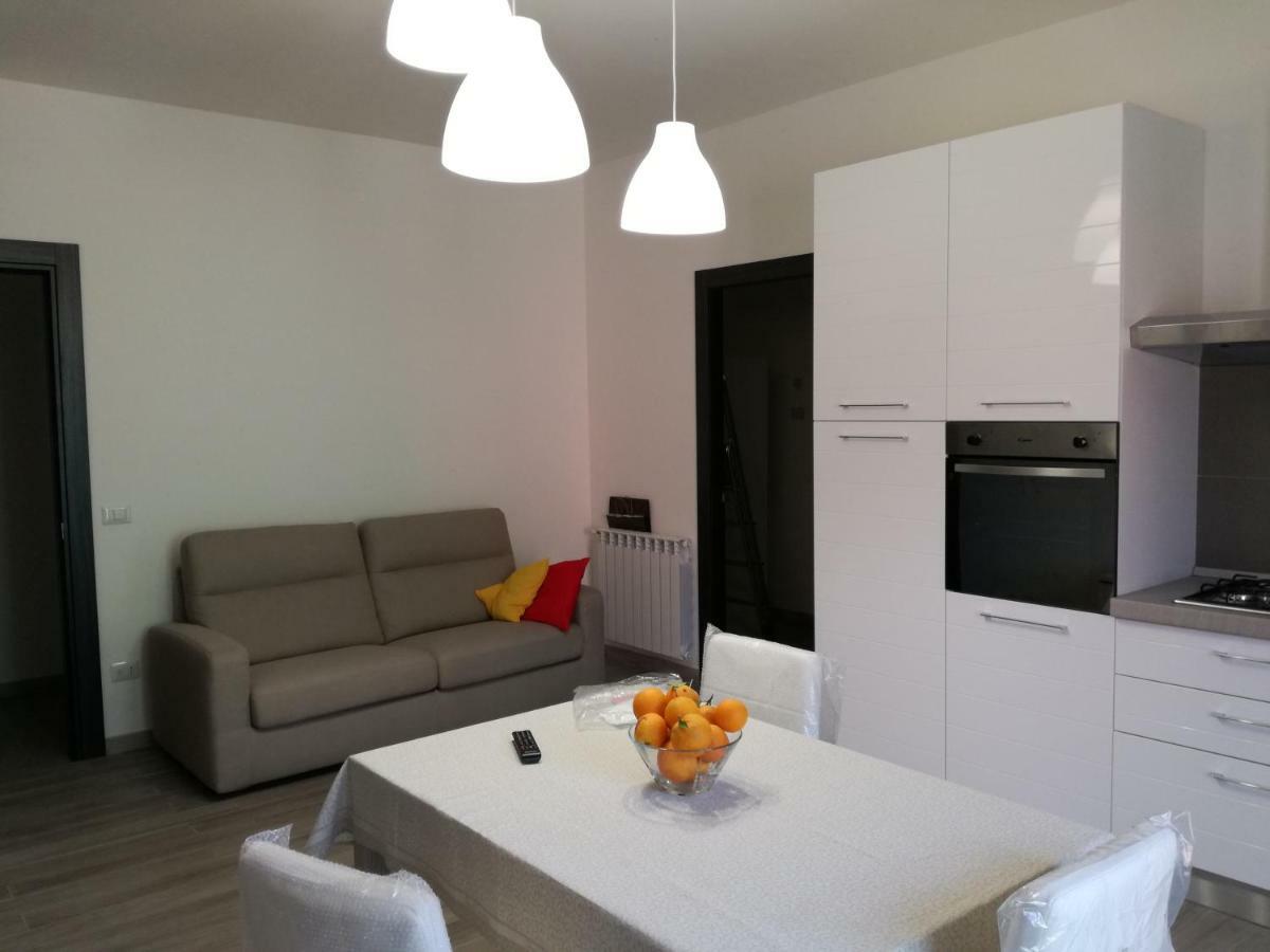 Alba Clara Apartment อาโวลา ภายนอก รูปภาพ